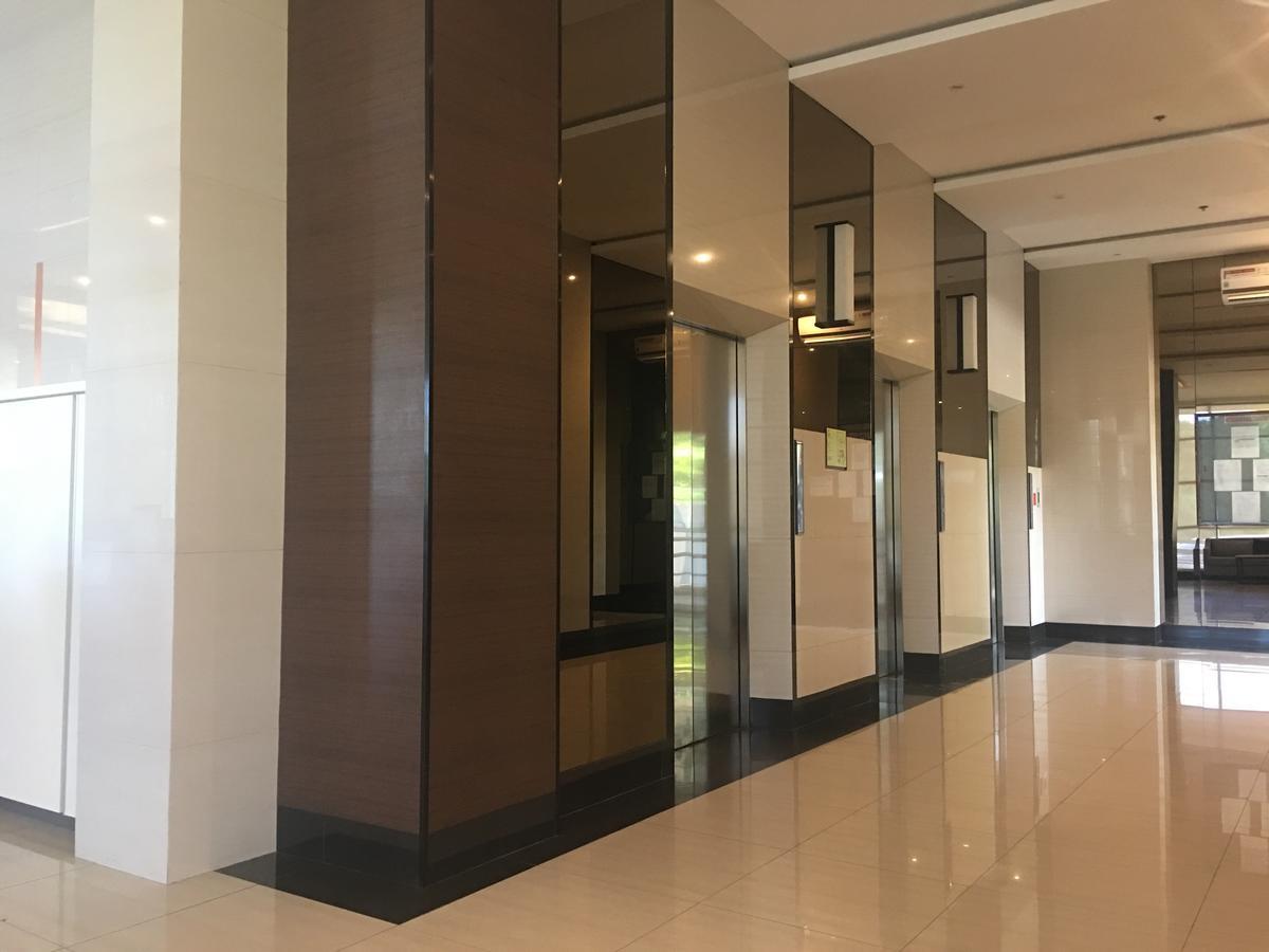 Centrio Tower Beside Ayala Studio Unit 1 - 9 Cagayan de Oro Exterior foto